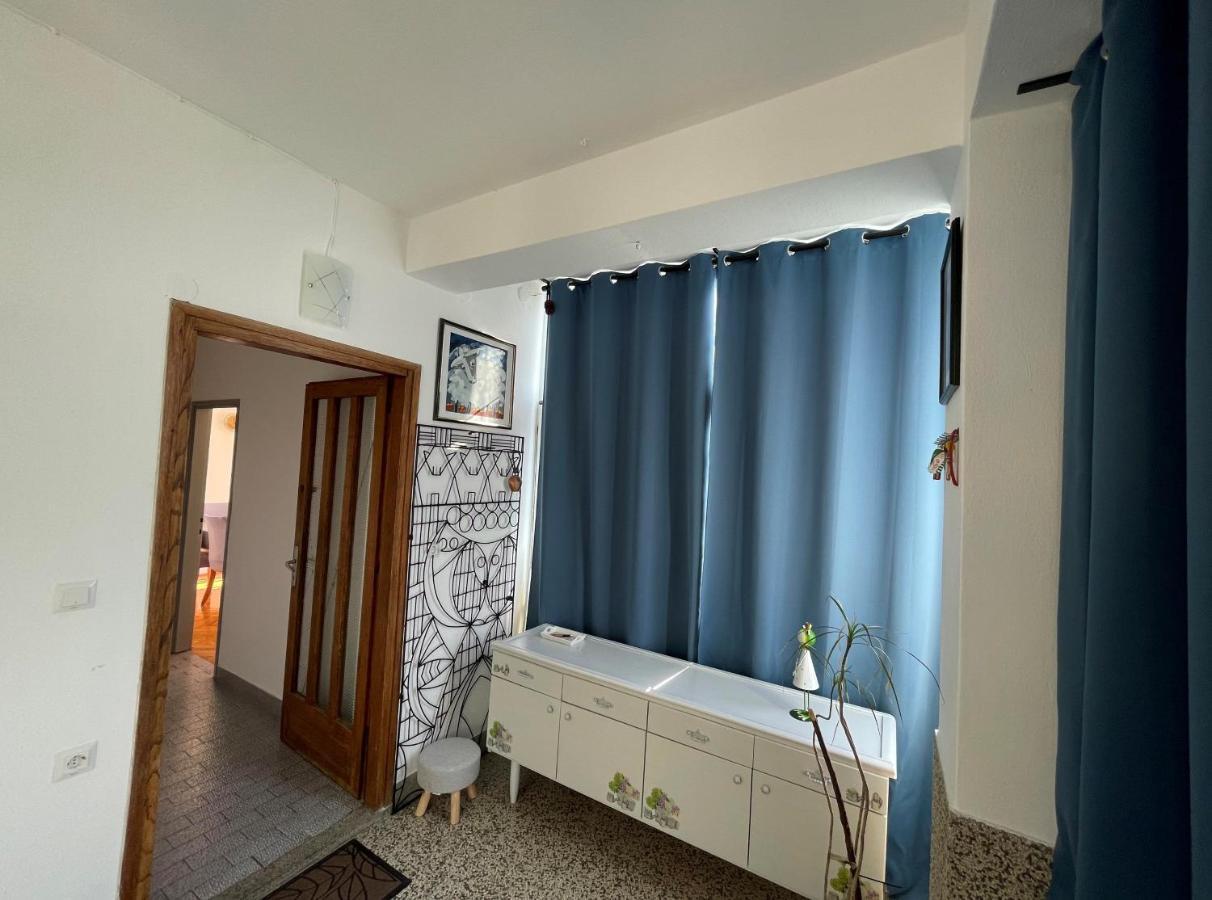 Apartment Mlija Omiš Zewnętrze zdjęcie