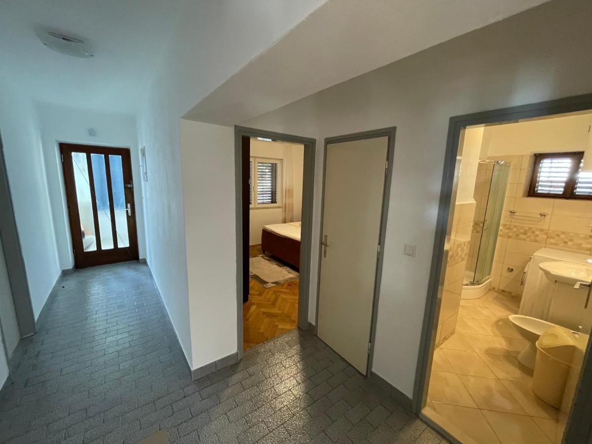 Apartment Mlija Omiš Zewnętrze zdjęcie