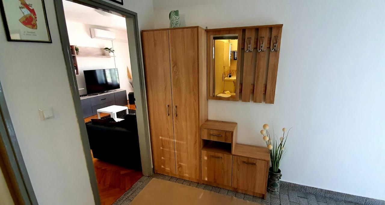 Apartment Mlija Omiš Zewnętrze zdjęcie