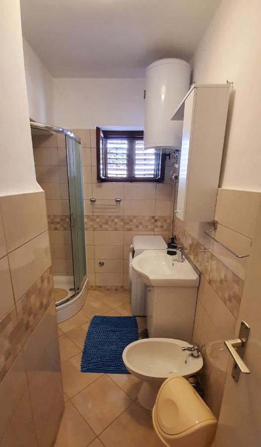 Apartment Mlija Omiš Zewnętrze zdjęcie